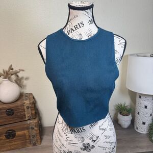 Aritzia Babaton Sculpt Knit Racer Crop Rib Tank Top Blue Size L Classic Casual